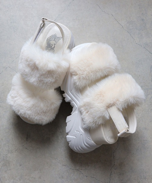 LOVEHUNTER（ラブハンター）の「LOVE HUNTER/ボリュームファー ダブルベルト スニーカーサンダル(2243)（サンダル・レディース・ブラック/アイボリー・M/L/LL/S）」の7枚目の写真