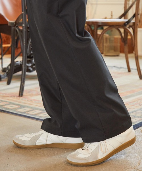 THE CRAFT CREW PRODUCTS（ザクラフトクループロダクツ）の「【セットアップ対応】マルチファンクショナル ツータック ワイドストレートチノパンツ / UVカット・イージーケア【THE CRAFT CREW PRODUCTS】（チノパンツ・メンズ・ベージュ/ネイビー/チャコール/オリーブ/ブラック・M/S/L）」の12枚目の写真