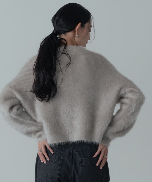 GALLEST(ギャレスト)の「ドロップショルダーシャギーニット(ニット/セーター・レディース・ライトグレー/ホワイト/サックスブルー/ピンク系・38)」の18枚目の写真