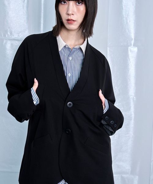 Nora Lily(ノラリリー)の「【Nora Lily】Stripe Panel No-Collar Jacket(テーラードジャケット・メンズ・ブラック/グレー・FREE)」の5枚目の写真