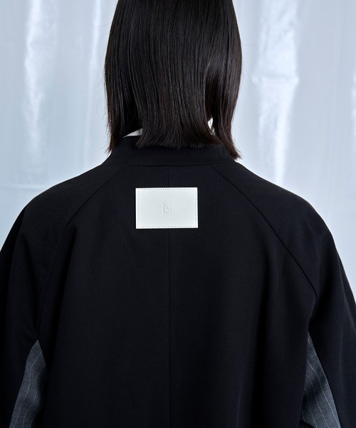 Nora Lily(ノラリリー)の「【Nora Lily】Stripe Panel No-Collar Jacket(テーラードジャケット・メンズ・ブラック/グレー・FREE)」の7枚目の写真
