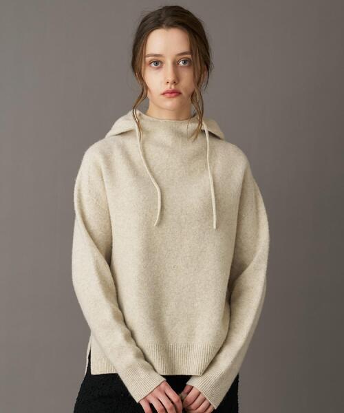 DRESSTERIOR（ドレステリア）の「カシミヤブレンドフードニット（ニット/セーター・レディース・イエロー系その他/ライトブルー/ワインレッド/ナチュラル/ライトグレー・36/34/38）」の2枚目の写真