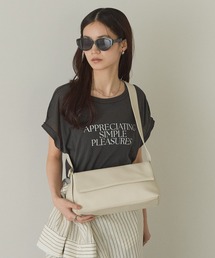 GUSCIO（グッシオ）の「【グッシオベーシック】幅広ベルトスクエア型ショルダーバッグ（ショルダーバッグ）」