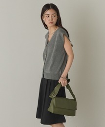 GUSCIO（グッシオ）の「【グッシオベーシック】幅広ベルトスクエア型ショルダーバッグ（ショルダーバッグ）」