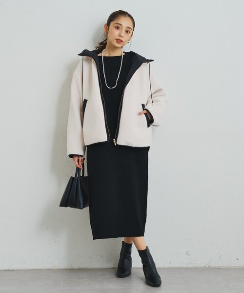 un dix cors（アンディコール）の「《ラフな抜け感を演出》配色フードボアコート（ブルゾン・レディース・オフホワイト/チャコールグレー・FREE）」の5枚目の写真