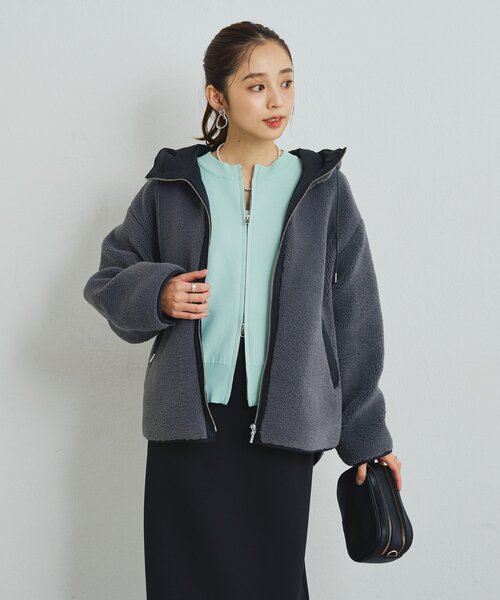 un dix cors（アンディコール）の「《ラフな抜け感を演出》配色フードボアコート（ブルゾン・レディース・オフホワイト/チャコールグレー・FREE）」の18枚目の写真