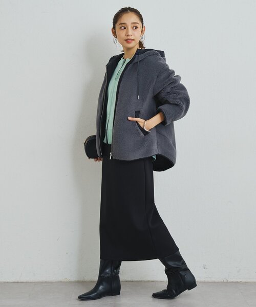 un dix cors（アンディコール）の「《ラフな抜け感を演出》配色フードボアコート（ブルゾン・レディース・オフホワイト/チャコールグレー・FREE）」の16枚目の写真