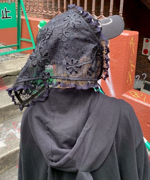 Candy Stripper(キャンディストリッパー)の「3WAY LACE SCARF キャップ(キャップ・レディース・オフホワイト/ブラック・FREE)」の19枚目の写真