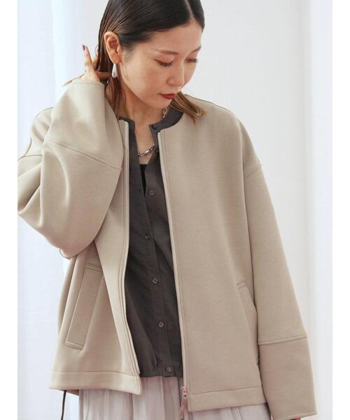 Samansa Mos2 blue（サマンサモスモスブルー）の「ダンボールクルーネックジャケット（ノーカラージャケット・レディース・ライトベージュ/チャコールグレー/ブラウン・F）」の18枚目の写真