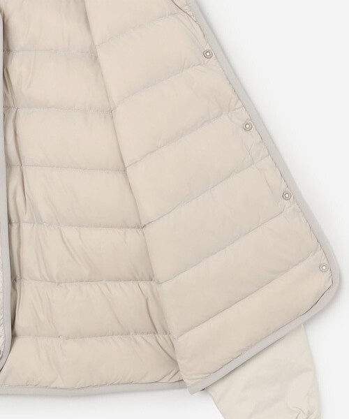 ORCIVAL（オーシバル）の「ORCIVAL | ポリエステルタフタ インナーダウン ブルゾン WOMEN（ダウンジャケット/コート・レディース・ブラック/ベージュ系その他/ダークネイビー・2/1）」の9枚目の写真