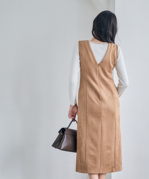 12Twelve Agenda（トゥエルブ　アジェンダ）の「フェイクスエード前釦ナロージャンスカ（ジャンパースカート・レディース・チャコールグレー/グレイッシュベージュ/キャメル・M）」の9枚目の写真