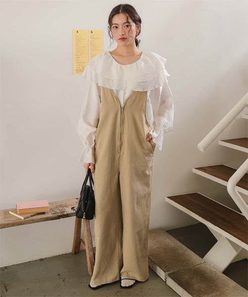 titivate(ティティベイト)の「フロントファスナーデザインデニムキャミソールサロペット(サロペット/オーバーオール・レディース・ベージュ/ブルー/ライトブルー・SP/L/M/S)」の1枚目の写真