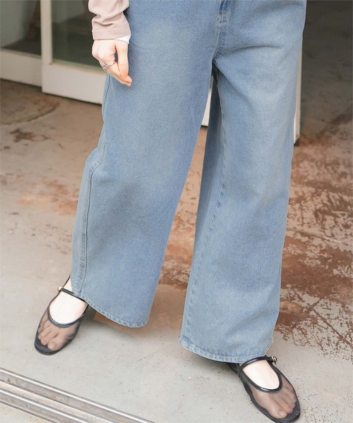 titivate(ティティベイト)の「フロントファスナーデザインデニムキャミソールサロペット(サロペット/オーバーオール・レディース・ベージュ/ブルー/ライトブルー・SP/L/M/S)」の11枚目の写真