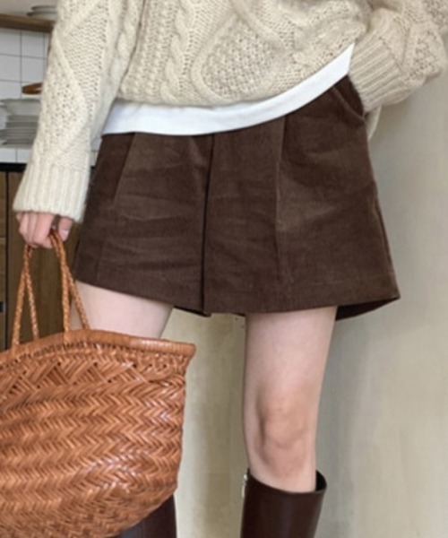 FREE STYLISTS(フリー スタイリスト)の「YUGA_YGMC Corduroy wide short pants(その他パンツ・レディース・ブラウン/ブラック・L/M)」の6枚目の写真
