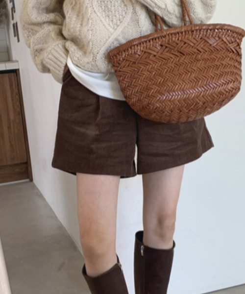 FREE STYLISTS(フリー スタイリスト)の「YUGA_YGMC Corduroy wide short pants(その他パンツ・レディース・ブラウン/ブラック・L/M)」の7枚目の写真
