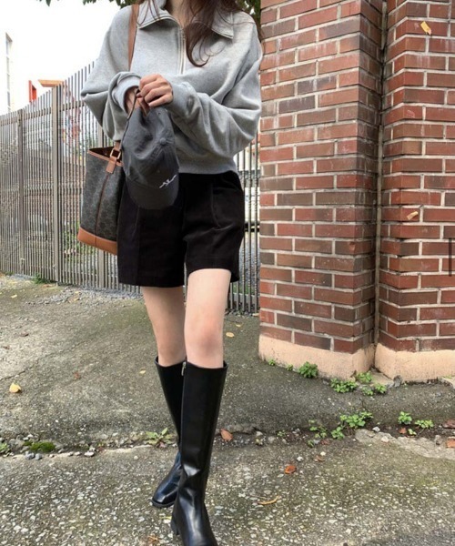 FREE STYLISTS(フリー スタイリスト)の「YUGA_YGMC Corduroy wide short pants(その他パンツ・レディース・ブラウン/ブラック・L/M)」の3枚目の写真