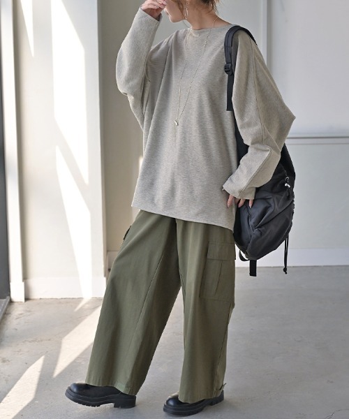 HUG.U(ハグユー)の「綿ポンチロンT 「防汚加工つき」(Tシャツ/カットソー・レディース・ホワイト/ライトグレー/ブラック/ダークブラウン/ネイビー/レッド/カーキ/ダークグレー・FREE)」の18枚目の写真