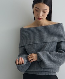 sacai グレー オフショルダー セーター sacai luck 2013-14年秋冬コレクション - ボーイッシュ×フェミニンな