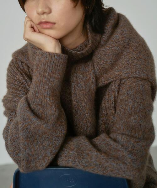 URBAN RESEARCH（アーバンリサーチ）の「new basic　CASHMERE SILK MOULINE TURTLE-NECK KNIT（ニット/セーター・レディース・ブラウン系その他/グレー系その他・FREE）」の2枚目の写真