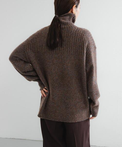 URBAN RESEARCH（アーバンリサーチ）の「new basic　CASHMERE SILK MOULINE TURTLE-NECK KNIT（ニット/セーター・レディース・ブラウン系その他/グレー系その他・FREE）」の8枚目の写真