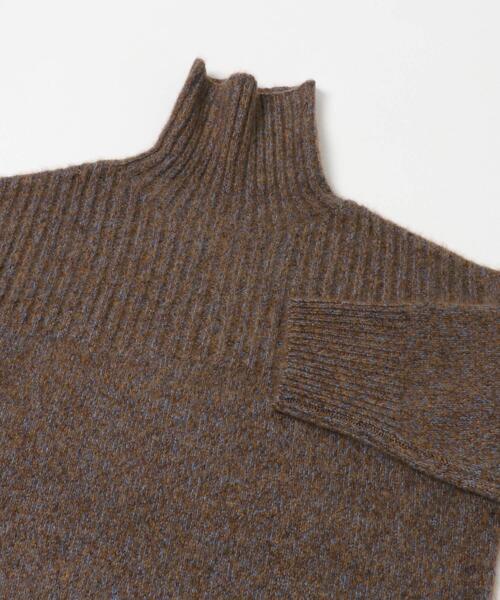 URBAN RESEARCH（アーバンリサーチ）の「new basic　CASHMERE SILK MOULINE TURTLE-NECK KNIT（ニット/セーター・レディース・ブラウン系その他/グレー系その他・FREE）」の11枚目の写真