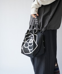 Jelly moo（ジェリームー）の「【 Jelly moo / ジェリームー 】 ニッチデザイン ニット ロープ ハンドバッグ（ハンドバッグ）」