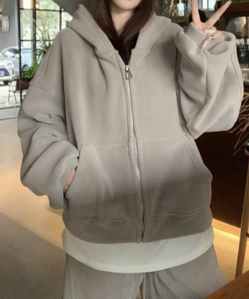 FAVORITO（ファヴォリート）の「フード付きジップ付きジャケットワイド