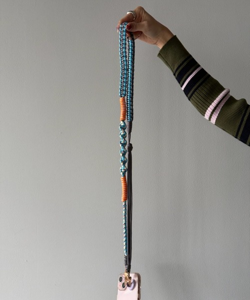 SANSeLF（サンセルフ）の「【SANSeLF】 パラコードマルチストラップ カラーミックス 編み込みデザイン スマホアクセサリー saa25a178（スマホグッズ・レディース・パープル/ピンク/ブルー・FREE）」の5枚目の写真