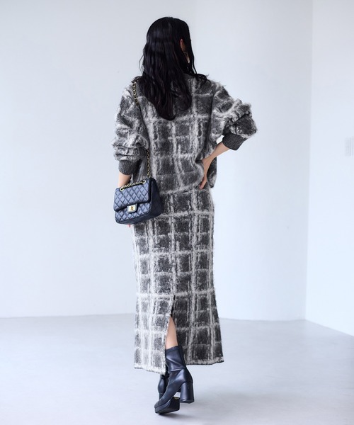 VIS（ビス）の「チェックアソートシャギーニットスカート/セットアップ対応（スカート・レディース・グレー/オフホワイト/ネイビー・FREE）」の8枚目の写真