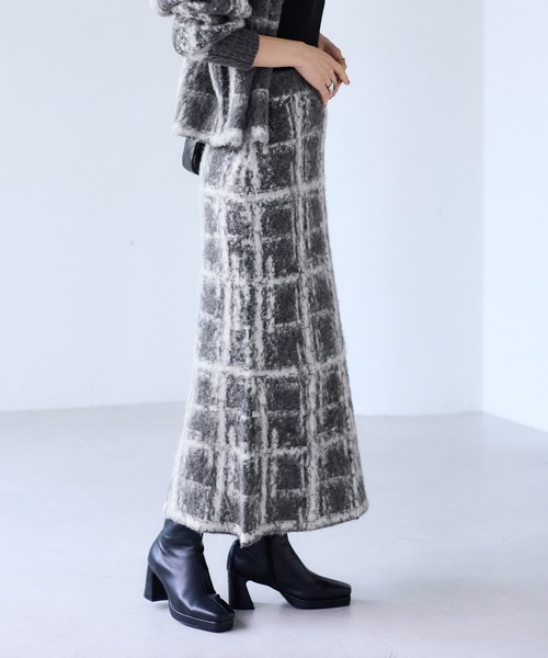 VIS（ビス）の「チェックアソートシャギーニットスカート/セットアップ対応（スカート・レディース・グレー/オフホワイト/ネイビー・FREE）」の10枚目の写真