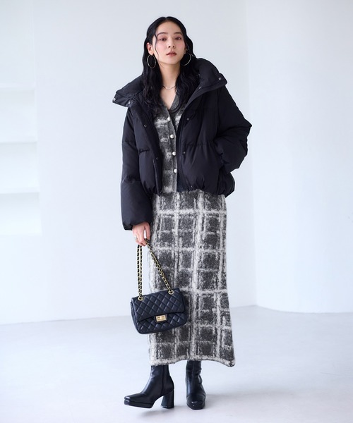 VIS（ビス）の「チェックアソートシャギーニットスカート/セットアップ対応（スカート・レディース・グレー/オフホワイト/ネイビー・FREE）」の4枚目の写真