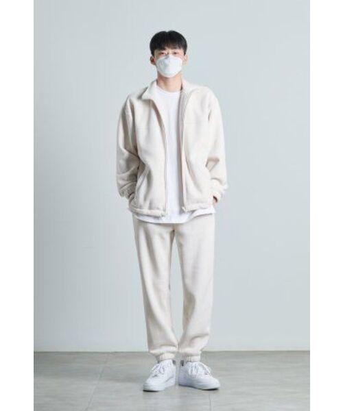 MUSINSA STANDARD（ムシンサスタンダード）の「特大のフリースハイネックジャケット[アイボリー]（その他アウター・メンズ・その他・LARGE/X-LARGE/XX-LARGE/MEDIUM）」の3枚目の写真