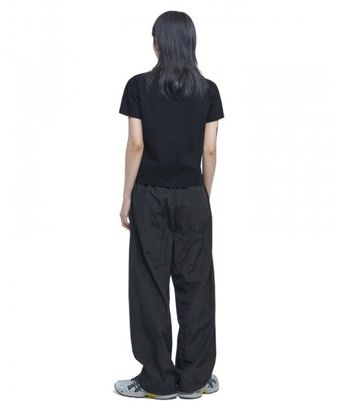 NOMANUAL(NOMANUAL)の「TWO TUCK NYLON PANTS - BLACK(スウェットパンツ・レディース・その他・SMALL/MEDIUM/LARGE)」の7枚目の写真