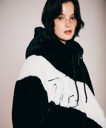 DISTN9NE（ディストナイン）の「Block Fur Hooded Zip-Up Jacket LP4JU818_BLACK（パーカー・メンズ）」