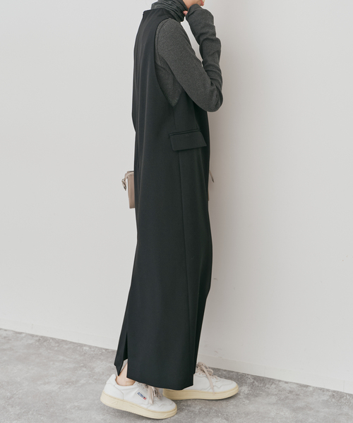 Spick & Span（スピックアンドスパン）の「《WEB限定 / 追加》ダブルクロスVネックワンピース（ワンピース・レディース・ブラック/その他6・36/38）」の11枚目の写真