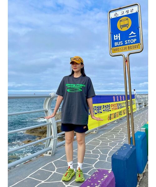 Opening Project（オープニングプロジェクト）の「Identity T Shirt - Charcoal（Tシャツ/カットソー・レディース・その他・2/3）」の14枚目の写真