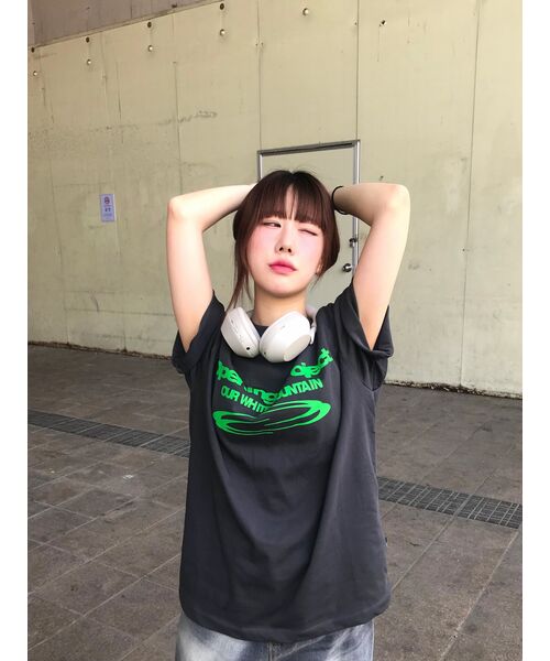 Opening Project（オープニングプロジェクト）の「Identity T Shirt - Charcoal（Tシャツ/カットソー・レディース・その他・2/3）」の5枚目の写真