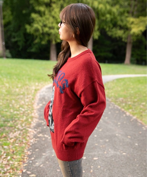 GORGE(ゴージ)の「《BIG DOGジャカード》レディース ニットプルオーバー 主役デザイン 秋冬(ニット/セーター・レディース・レッド/アイボリー/ブラック/グレー・F)」の12枚目の写真