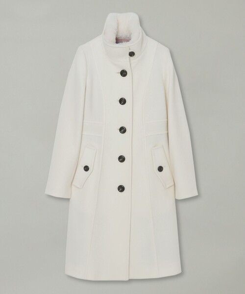 BLUE LABEL CRESTBRIDGE（ブルーレーベルクレストブリッジ）の「ファインダブルビーバースタンドカラーコート（その他アウター・レディース・ホワイト/ブラック/ベージュ/グレー系その他・38/36/40）」の13枚目の写真