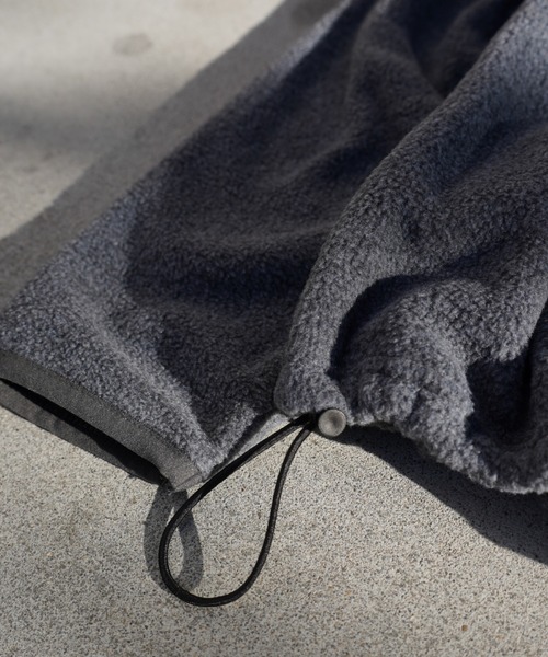 BROKEN BASE(ブロークンベース)の「B.Base Framed Stitch Half-Zip Fleece / B.Baseフレームドステッチハーフジップフリース(その他アウター・メンズ・ネイビー/レッド/チャコールグレー・LARGE/MEDIUM)」の12枚目の写真
