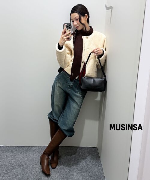 MONGDOL(モンドル)の「リバーシブルフェイクファージャケットライトベージュMDJK031LBEIGE(ムートンコート・レディース・その他・SMALL/MEDIUM)」の3枚目の写真