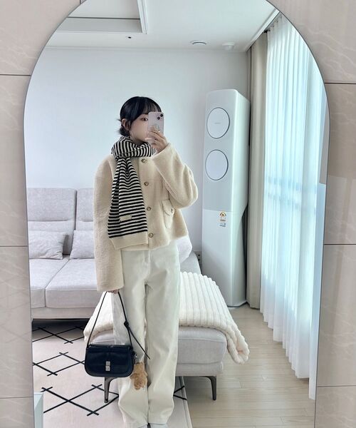MONGDOL(モンドル)の「リバーシブルフェイクファージャケットライトベージュMDJK031LBEIGE(ムートンコート・レディース・その他・SMALL/MEDIUM)」の7枚目の写真