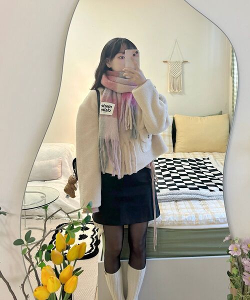 MONGDOL(モンドル)の「リバーシブルフェイクファージャケットライトベージュMDJK031LBEIGE(ムートンコート・レディース・その他・SMALL/MEDIUM)」の2枚目の写真