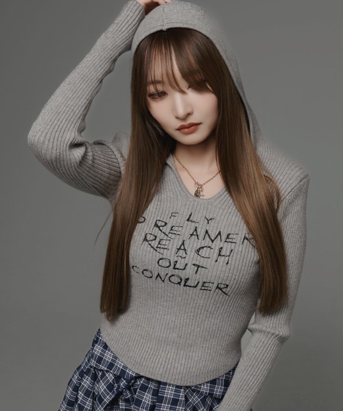 .KOM(ドットコム)の「『.KOM/ドットケーオーエム』フードロングスリーブ【GC】(Tシャツ/カットソー・レディース・ベージュ/ブラック/ライトグレー・FREE)」の13枚目の写真