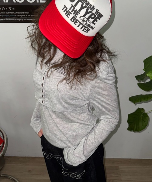 SHAGGIE（シャギー）の「カットアウトシアーロングスリーブトップス（Tシャツ/カットソー・レディース・ホワイト/ブラック/グレー・FREE）」の8枚目の写真