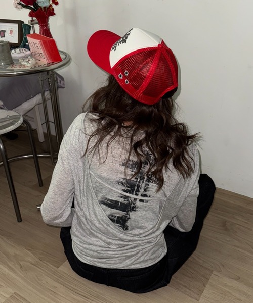 SHAGGIE（シャギー）の「カットアウトシアーロングスリーブトップス（Tシャツ/カットソー・レディース・ホワイト/ブラック/グレー・FREE）」の5枚目の写真