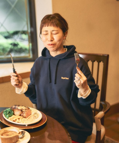 LEPSIM（レプシィム）の「【Royal Host】アソートパーカー　608846（パーカー・レディース・アイボリー/ネイビー・FREE）」の10枚目の写真