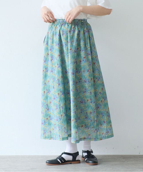 bulle de savon（ビュルデサボン）の「スイセンプリント ギャザースカート（スカート・レディース・チャコールグレー/ミント・FREE）」の5枚目の写真