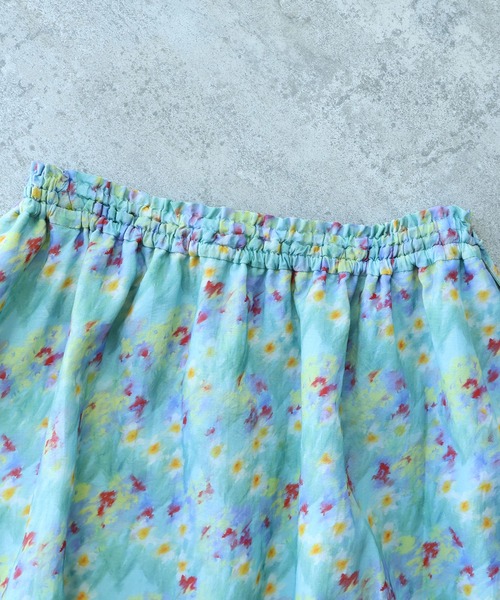 bulle de savon（ビュルデサボン）の「スイセンプリント ギャザースカート（スカート・レディース・チャコールグレー/ミント・FREE）」の16枚目の写真
