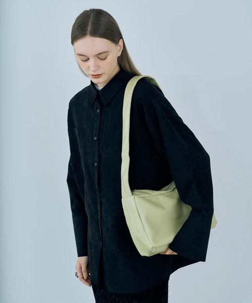 merrylatte(メリーラテ)の「square shoulder bag(ショルダーバッグ・レディース・イエロー・FREE)」の3枚目の写真